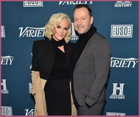 Jenny McCarthy and Donnie Wahlberg Bare All for Formless ...